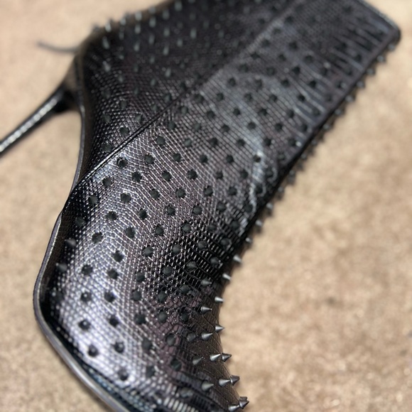 Steve Madden spiked boots - Picture 5 of 7